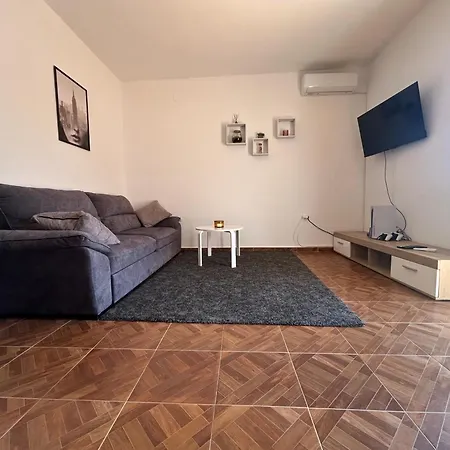 Chiara Apartment