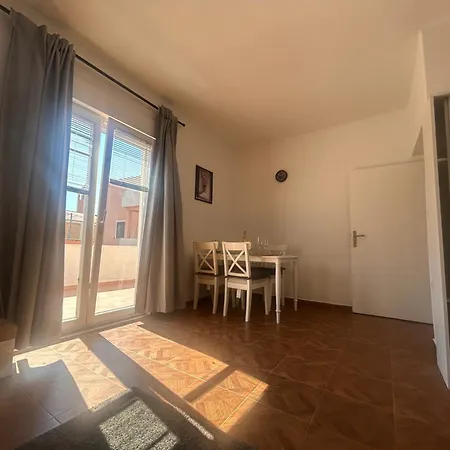 Chiara Apartment Mrljane